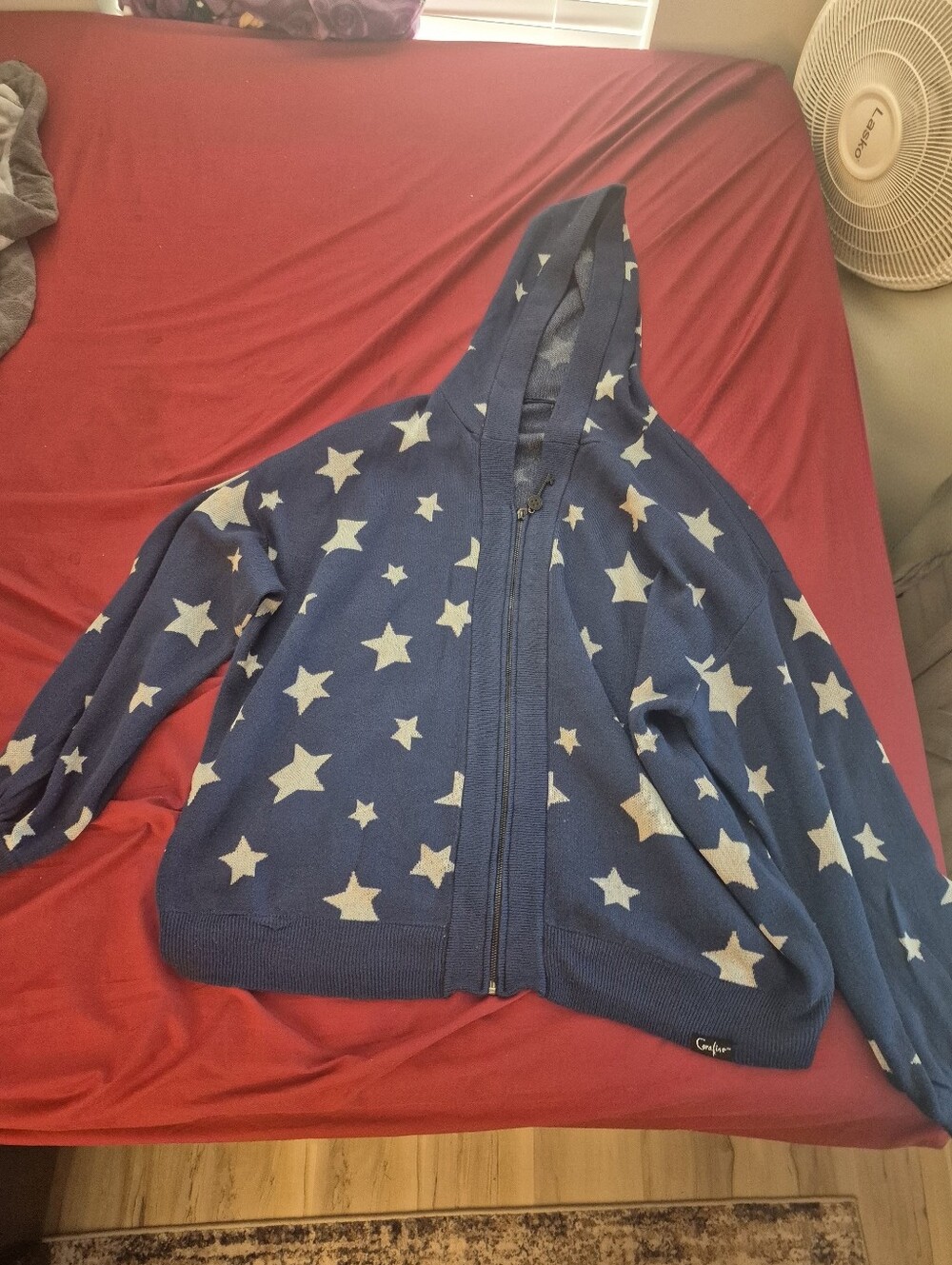 Coraline stars zipup gitd hoodie